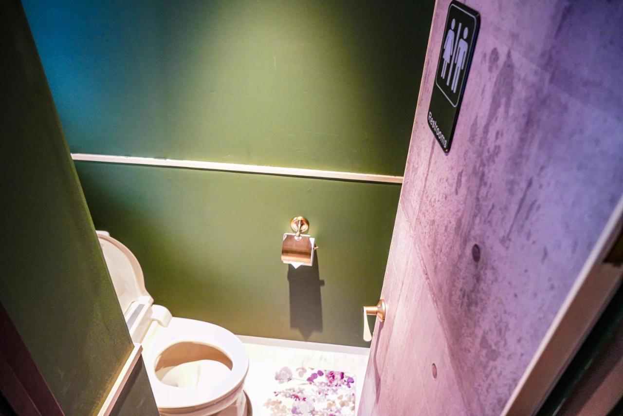 ワンホステル アンド スタンディングバー 姫路市 エクステリア 写真